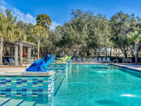 Santa Rosa Beach Glamorous Six Bedroom Vacation Home
