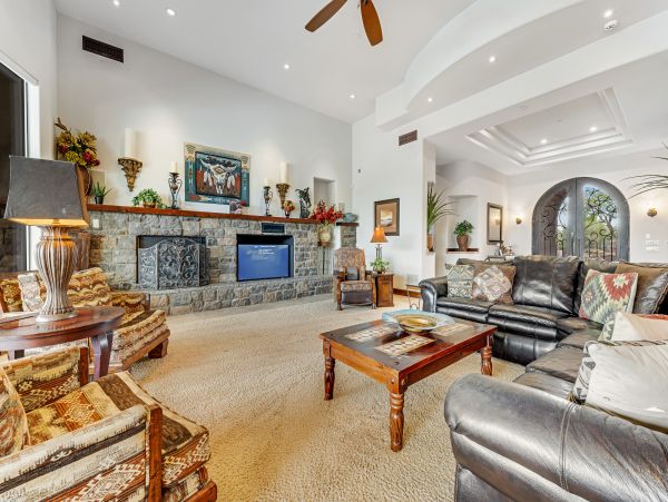 Scottsdale Home 1023580