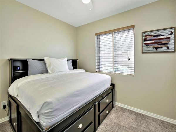 Scottsdale Home 1023623