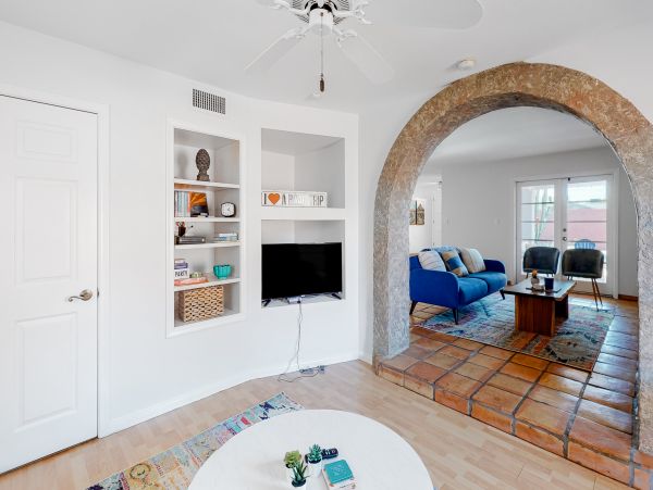 Scottsdale Home 1023670