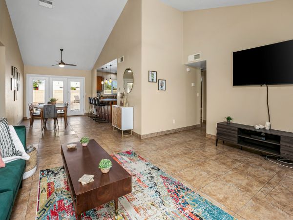Scottsdale Home 1023677
