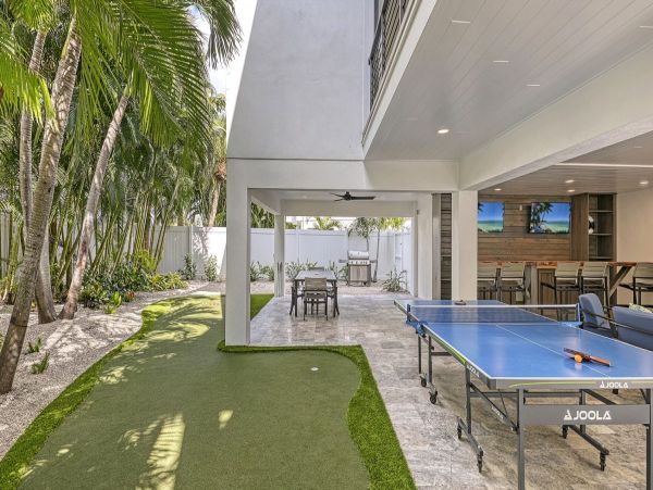 Luxury Siesta key  7 Bedroom Residence Pool, Spa & Elevator