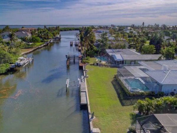 Longboat Key Vacation Pool Home Three Bedroom