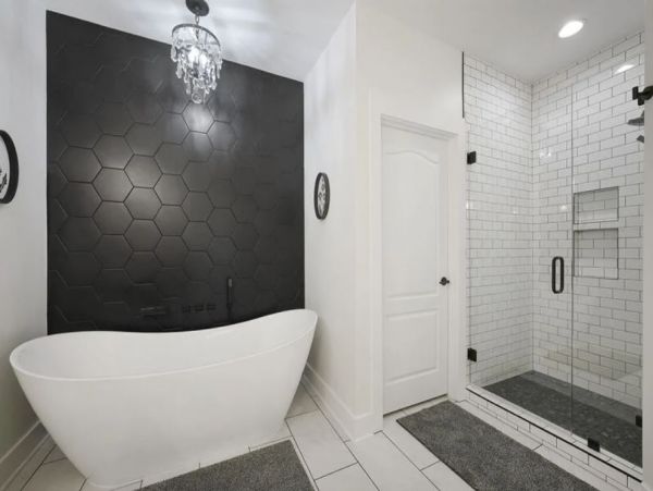 Four Bedroom Vacation Home in Destin Sleeps 13 Guests