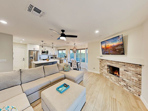 Scottsdale Home 1023759