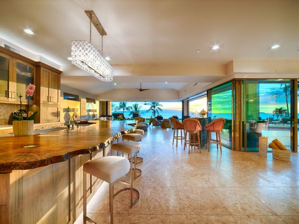 Luxury 4 Bedroom House  with Pool & Ocean View