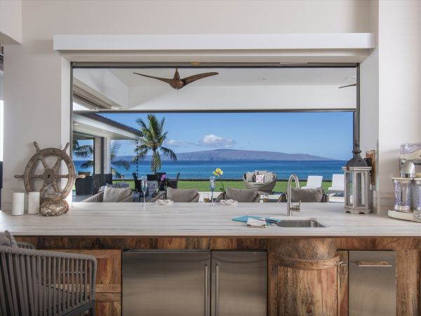 Luxury 4 Bedroom House  with Pool & Ocean View