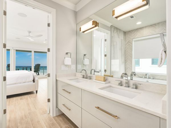 On Beach Miramar Vacation Home Ten Bedroom