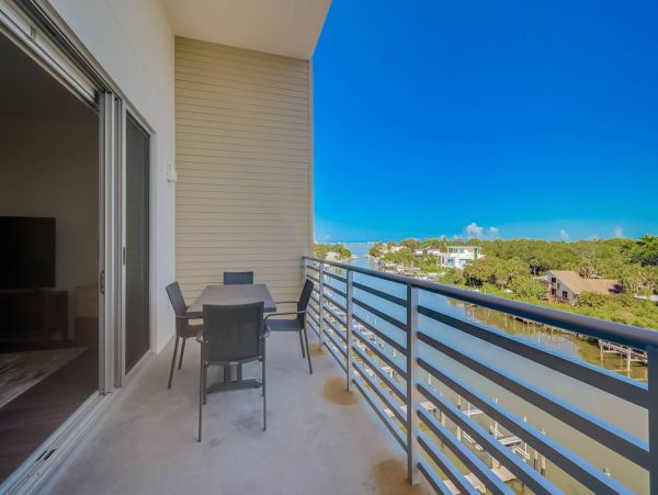 Luxury Sarasota 1 Bedroom Condo Sleeps 4