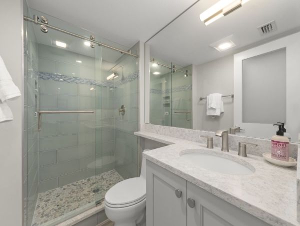 Sanibel Island Vacation Rentals -2-Bedroom Beach View Condo with Pool & Lanai