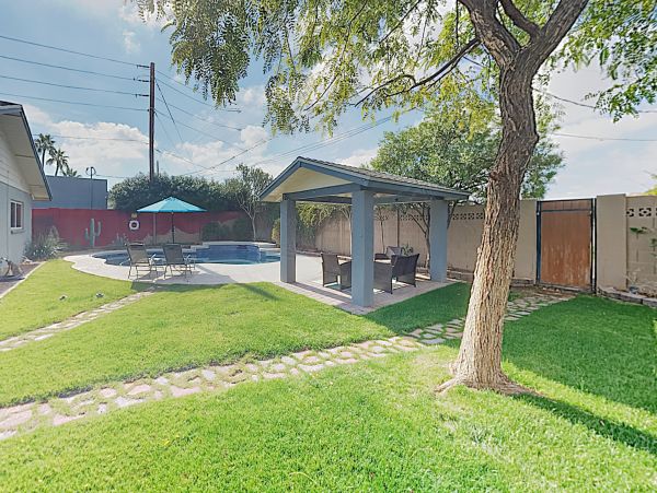 Scottsdale Home 1023810