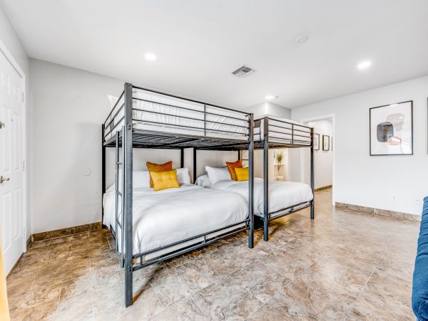 Scottsdale Home 1023819