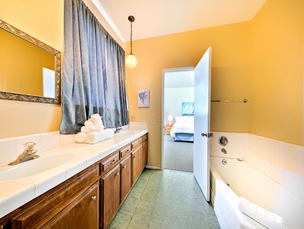 Laguna Beach Home 1023835