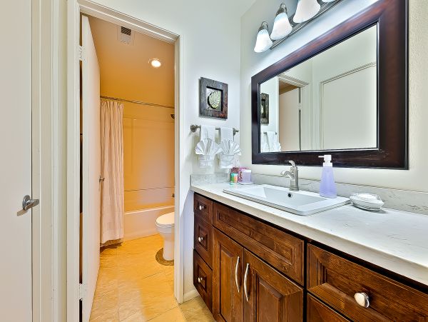 Laguna Beach Home 1023837