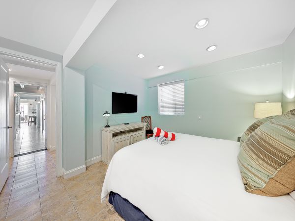 Laguna Beach Home 1023841