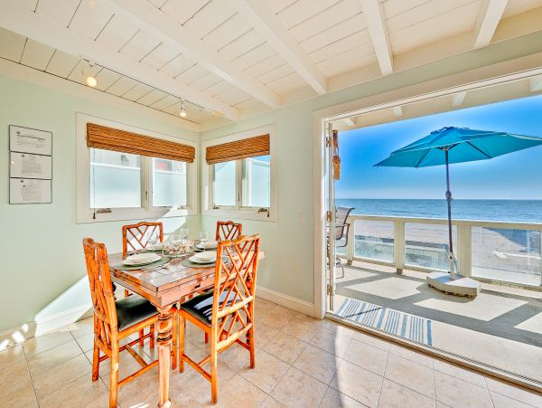 Walk to Beach Dana Point Vacation Condo Two Bedroom