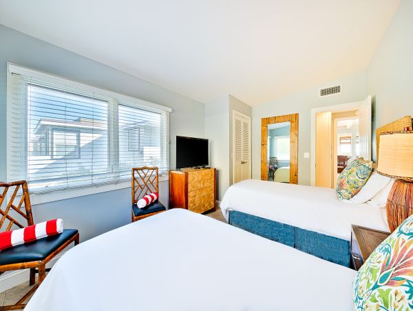 Walk to Beach Dana Point Vacation Condo Two Bedroom