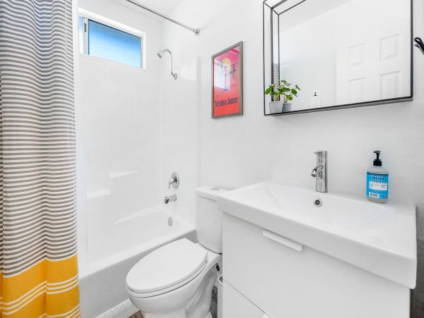 Two bedroom Condo right up from the beach