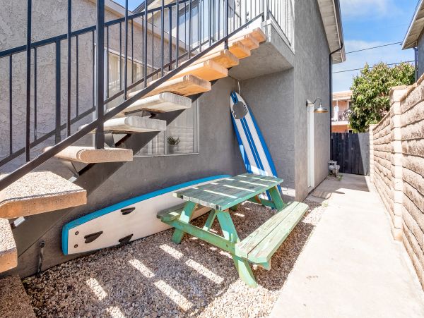 Two bedroom Condo right up from the beach