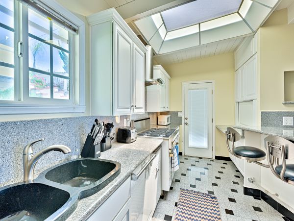 Laguna Beach Home 1023872