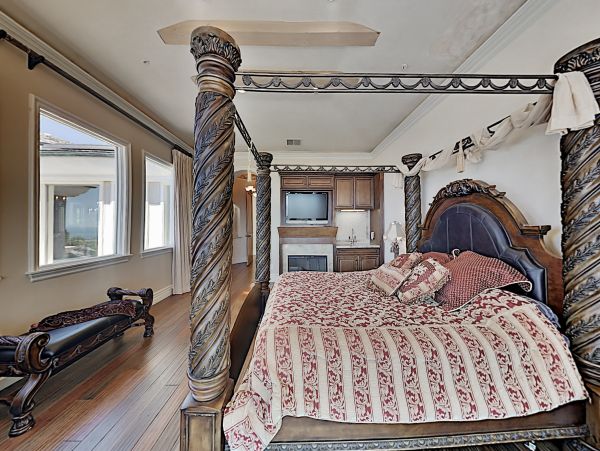 Laguna Beach Home 1023879