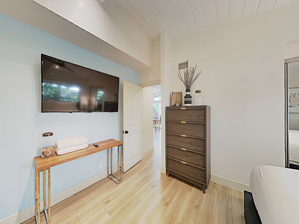 Laguna Beach Home 1023880