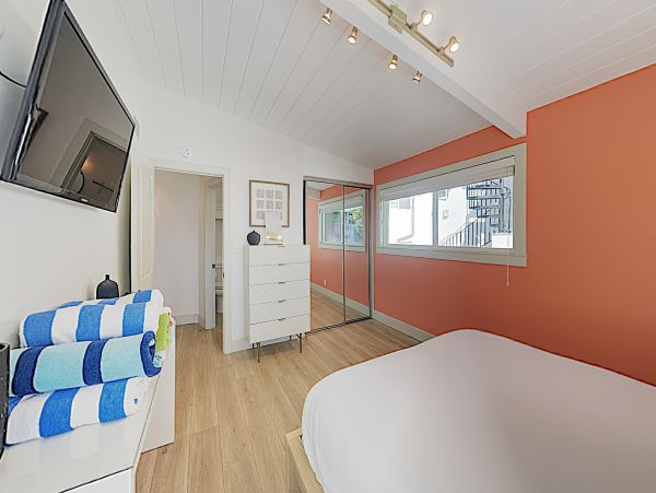 Laguna Beach Home 1023880