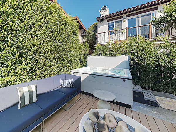 Laguna Beach Home 1023880