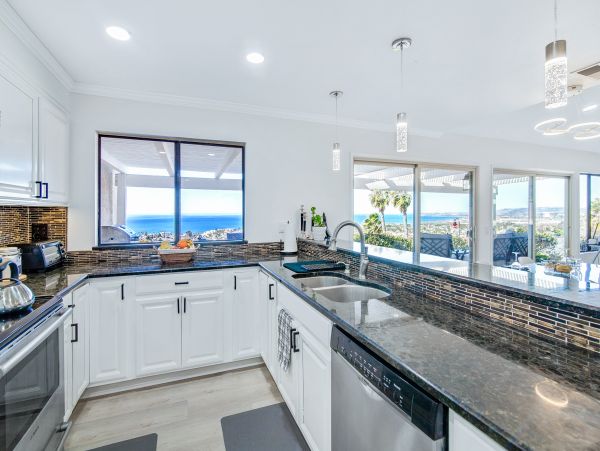 Laguna Beach Home 1023881
