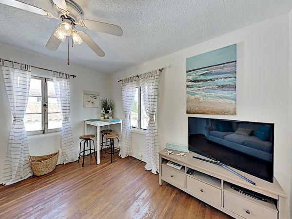 Laguna Beach Home 1023882