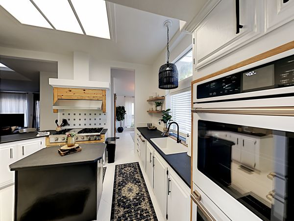 Laguna Beach Home 1023890