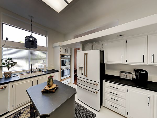 Laguna Beach Home 1023890