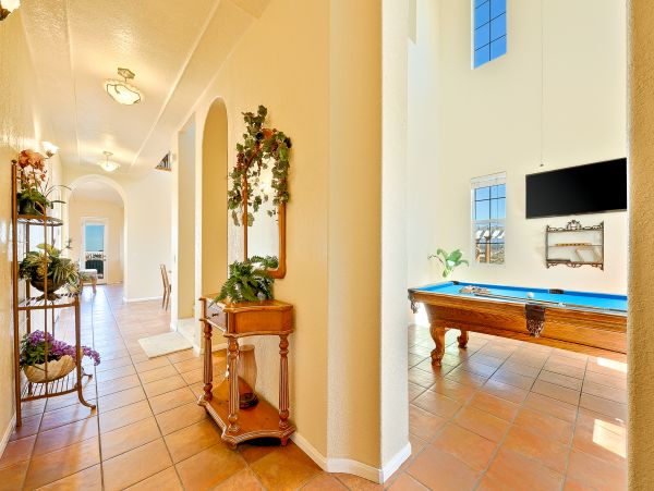 Laguna Beach Home 1023895