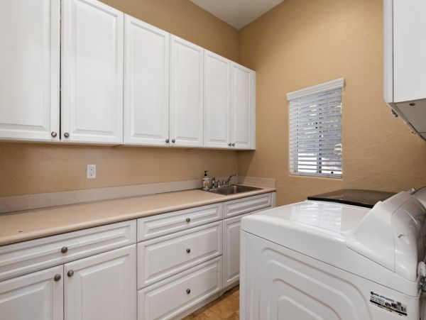 Laguna Beach Home 1023903