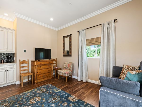 Laguna Beach Home 1023903