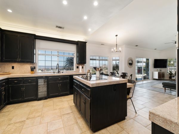 Laguna Beach Home 1023906