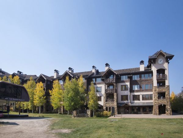 Ski in Ski Out on Beaver Creek Rental Sleeps 8 Guests