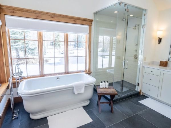 Mountain View Luxury Wilson Vacation Home 6 Bedroom with Spa