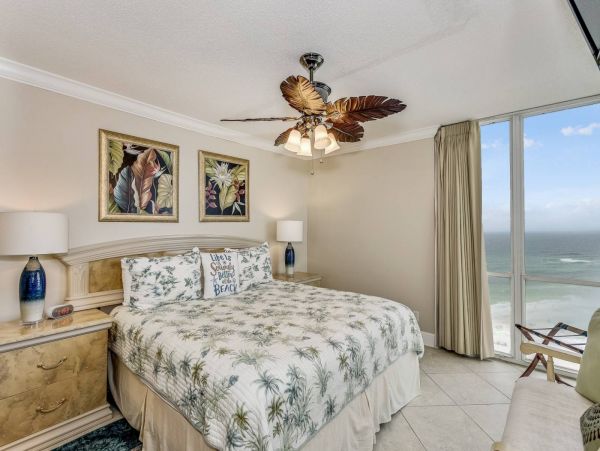 Pensacola Beachfront Lovely