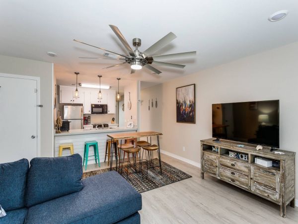 Pensacola Beach Condo 1023924
