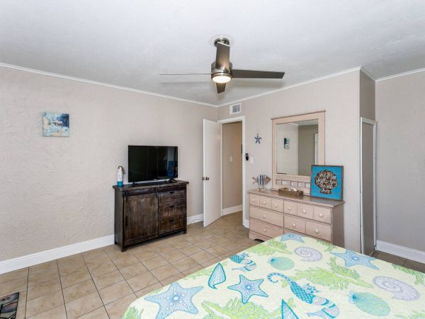Pensacola Beach Condo 1023924
