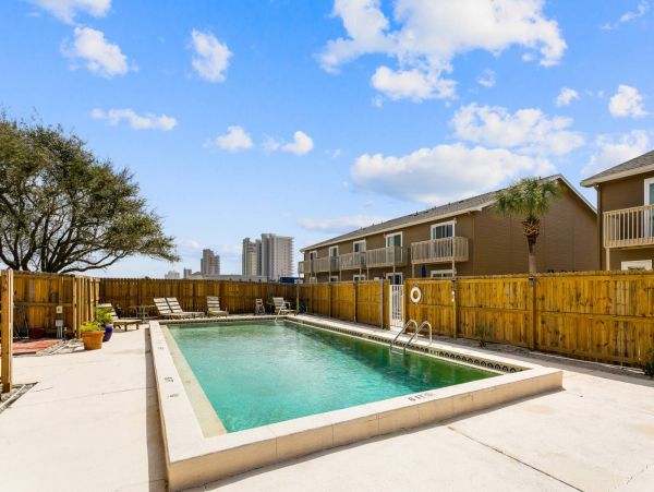 Pensacola Beach Condo 1023924