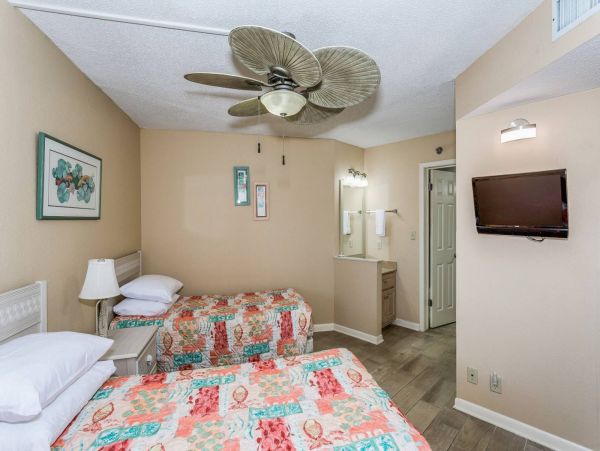 Pensacola Beach Condo 1023932