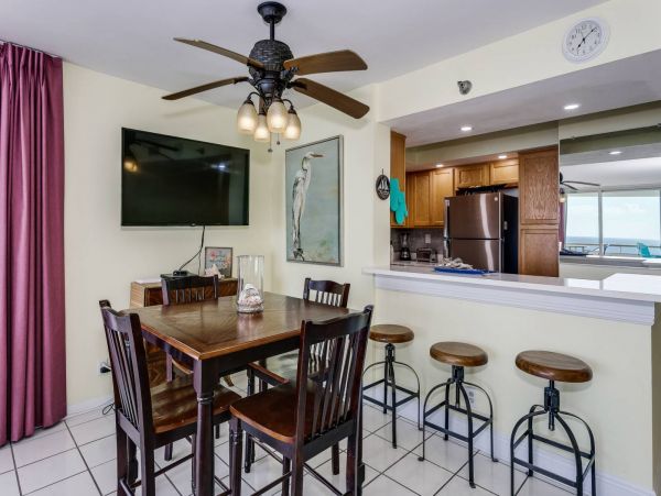 Pensacola Beach Condo 1023937