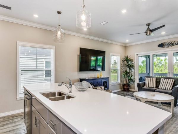 Pensacola Beach Condo 1023939