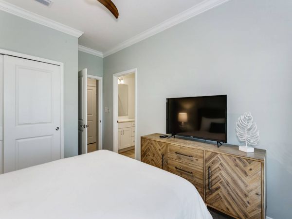 Pensacola Beach Condo 1023941