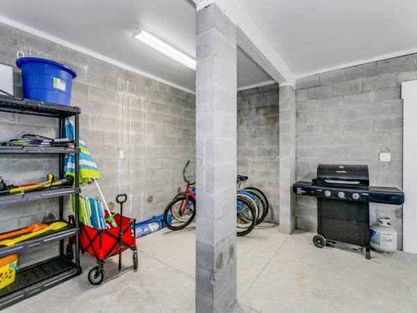Pensacola Beach Condo 1023943