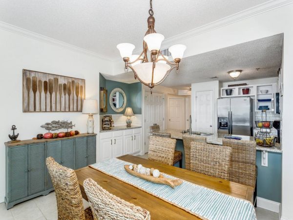 Breathtaking Views & Sunsets Three Bedroom Condo in Pensacola Beach