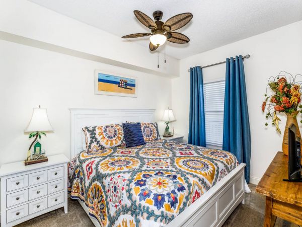 Breathtaking Views & Sunsets Three Bedroom Condo in Pensacola Beach