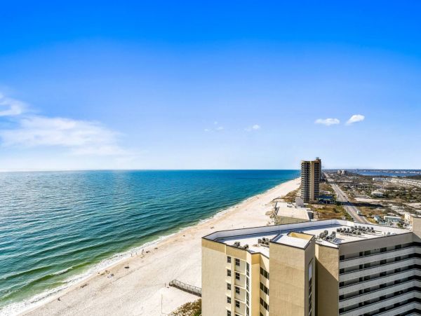 Breathtaking Views & Sunsets Three Bedroom Condo in Pensacola Beach